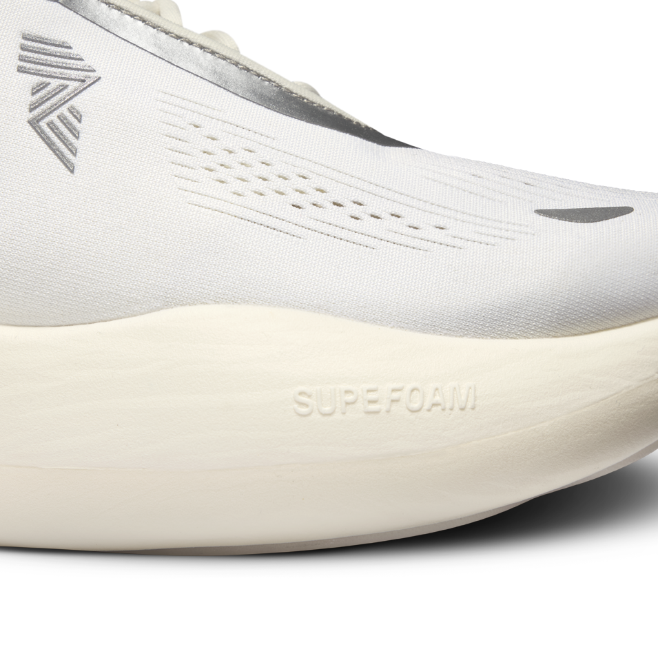 R.A.D® UFO SPACE WHITE at R.A.D® - Performance Footwear . 08_R.A.D_UFO_WHITE_DETAIL_0425-UFOOWH